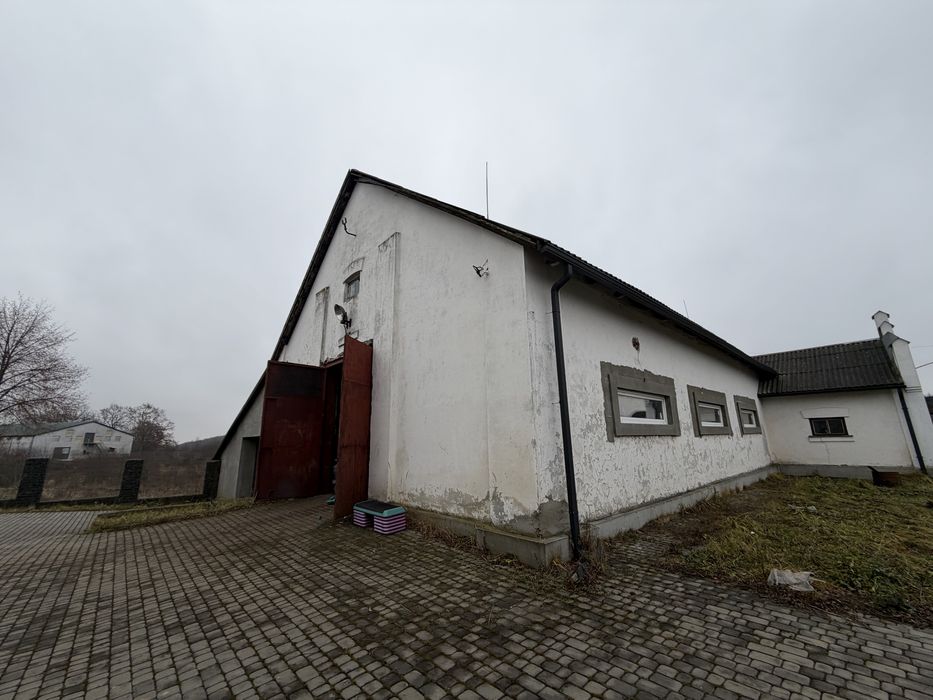 Продаж! Складське приміщення . С. Угри ( дорога на Шегині)