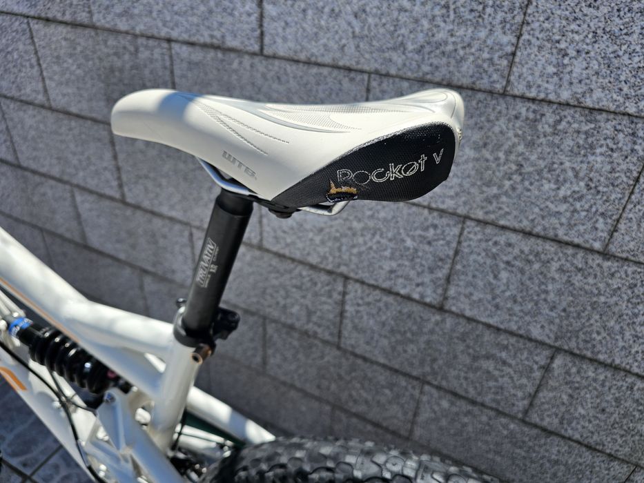 Berg Trailrock 5.8 SX - BTT / Suspensão Total