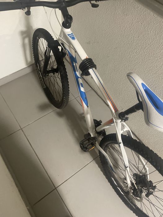 Bicicleta semi nova no porto