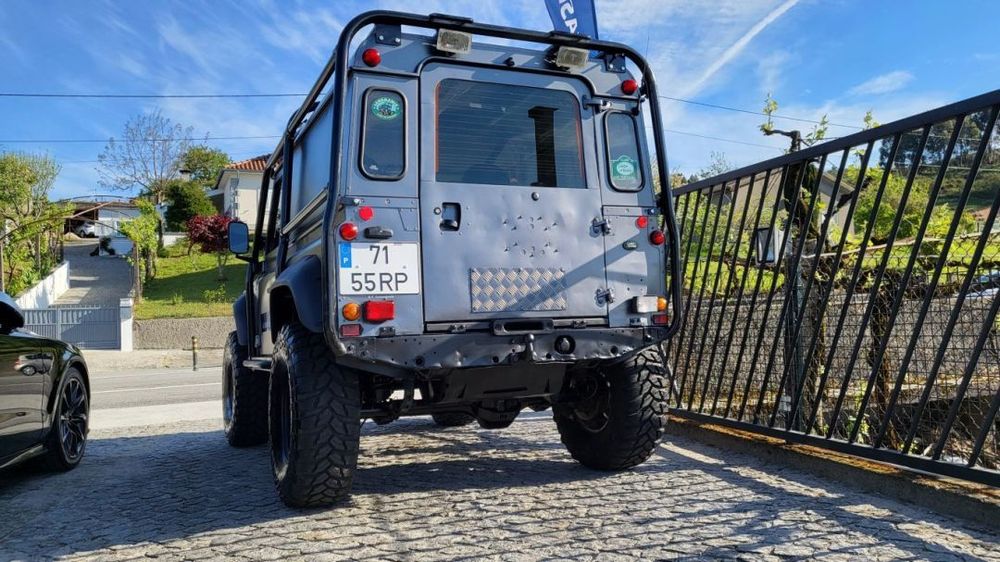 Land Rover Defender 90 2.5 TD5 Metal Top