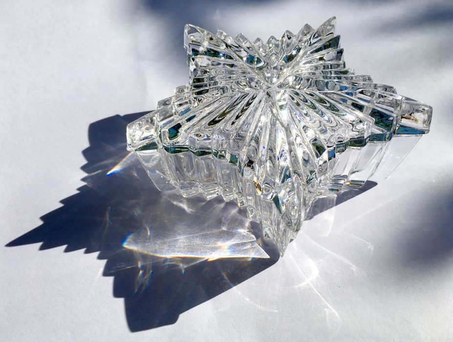 CRISTAL - caixa em estrela de 5 pontas - 12,2x4,7 cm/s