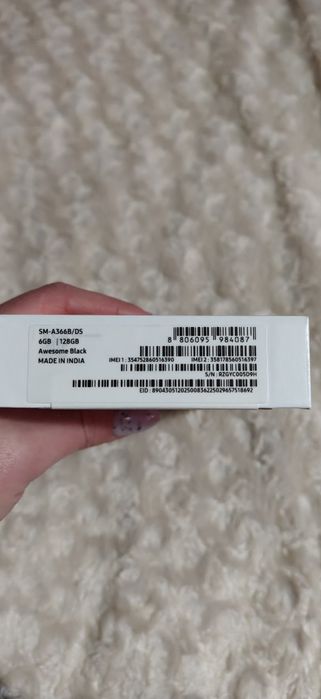 Sprzedam nowy telefon Samsung