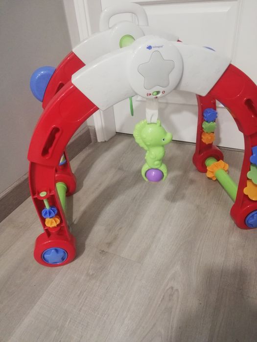 Brinquedo didáctico bebe