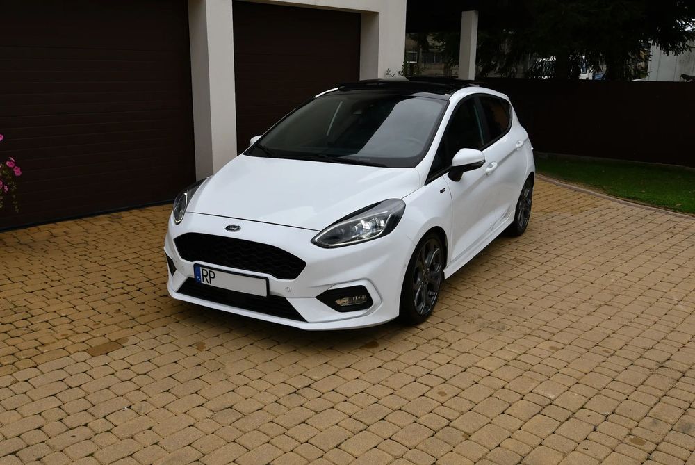Ford Fiesta AUTOMAT ST Line B@O full led panorama