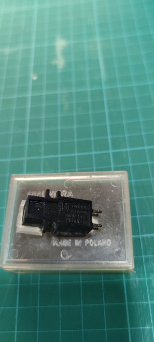 Головка звукоснимателя Unitra MF-100.