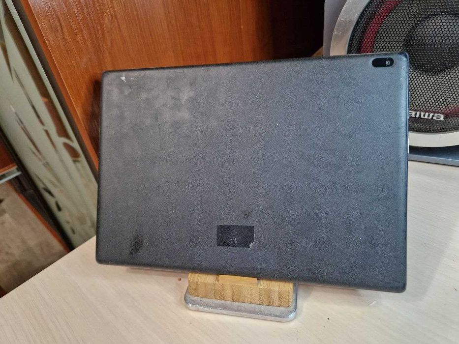 Планшет для дитини 10" Lenovo TB X304L + SIM + 2/16 Android 10