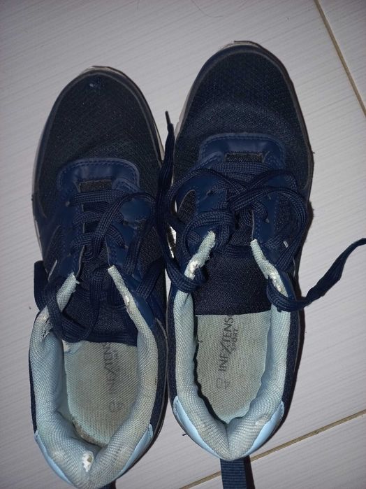 Sportowe buty męskie rozmiar 40.