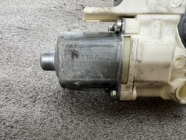 Motor vidro trás esquerdo PEUGEOT 407 (6D_)