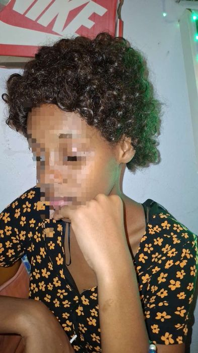 Perucas cacheada curtas