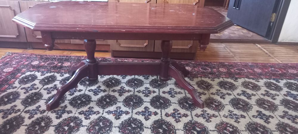 Продам журнальний столик