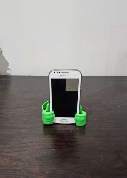 Suporte Criativo para Telemóvel