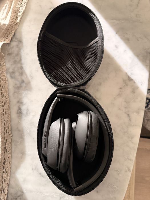 Headphones 66 para desporto com cancelamento ruído