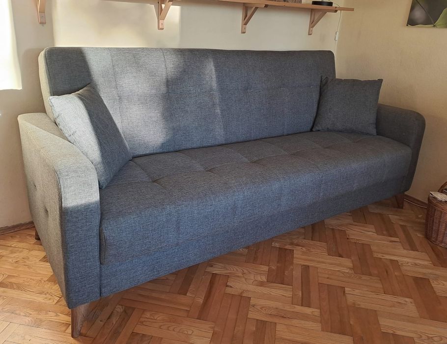 Latika wersalka prawie nowa