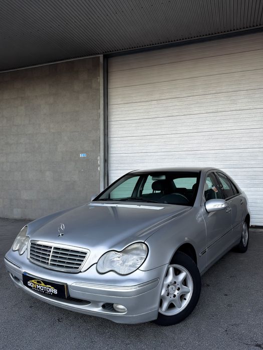 Mercedes-Benz C220 CDI Nacional
