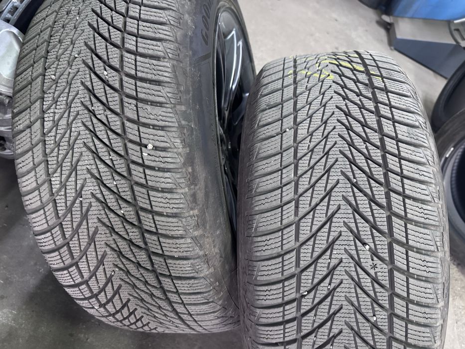 Зимові шини Goodyear Ultra Grip performance 3  255/45/r19 104v