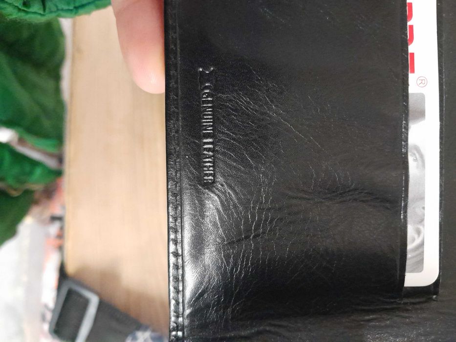 Carteira porta moedas e cartões de pele Rubre