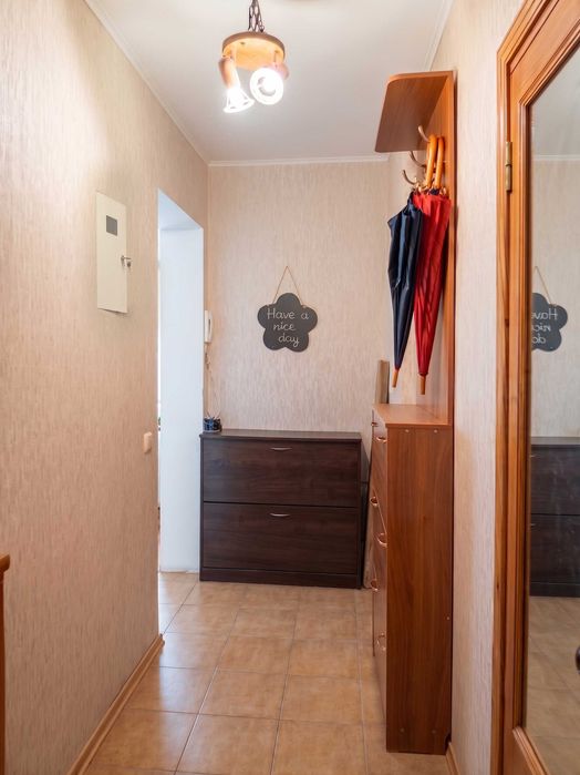 Тополева 3, 4/5 поверх, 32кв.м, ремонт