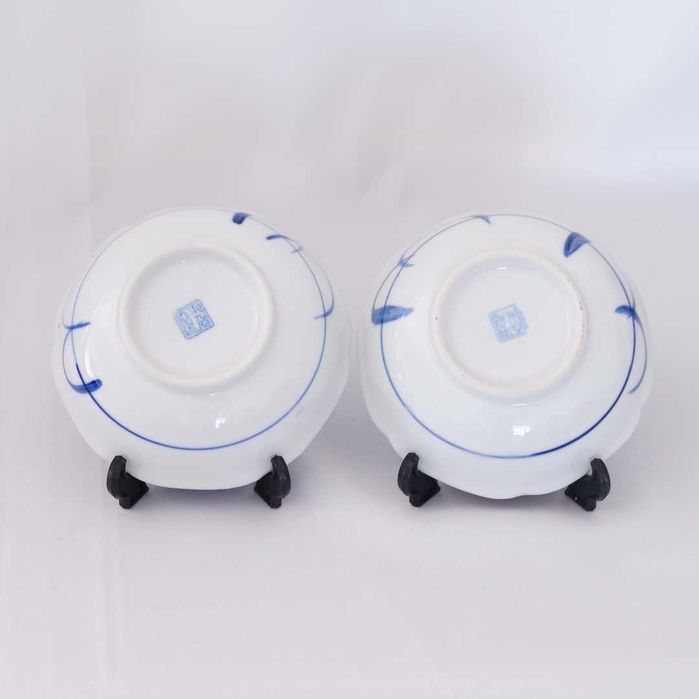 Conjunto de duas taças em porcelana oriental