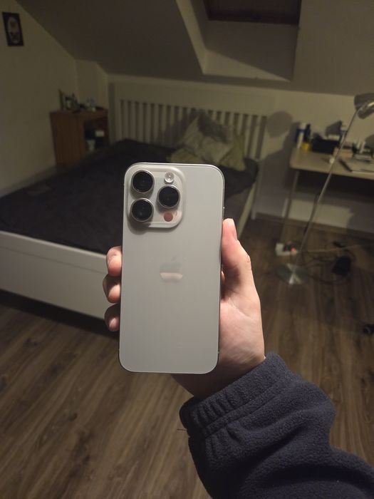 Iphone 15 PRO 128 gb 99% baterii