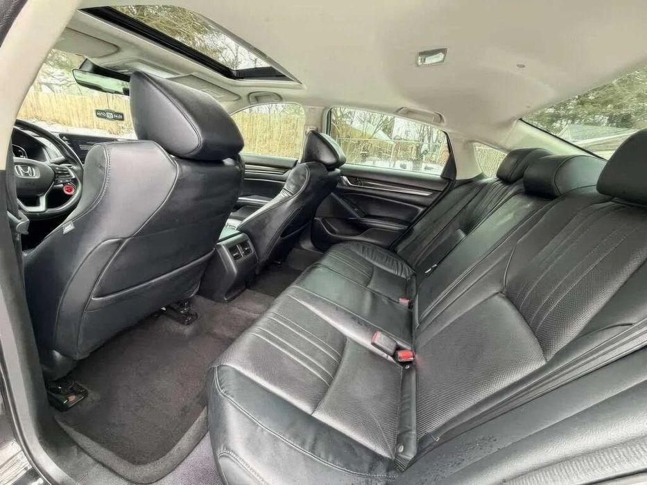 Honda Accord Hybrid      2019