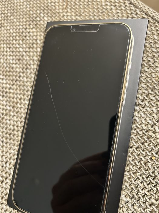 Iphone 13 pro max uszkodzony