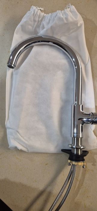 Torneira cozinha Hansgrohe.