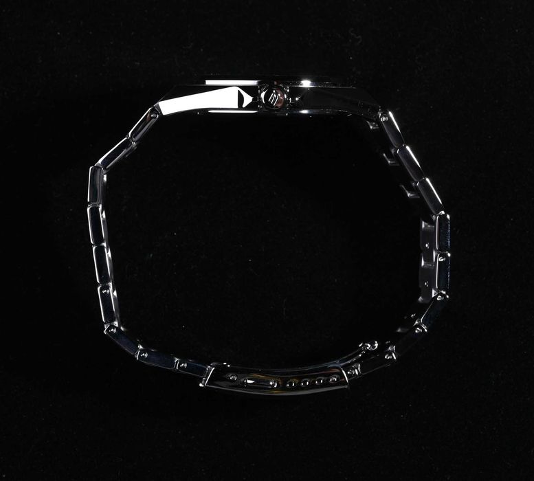 Годинник Casio Edifice EFB-108D-1A новий оригінал сапфірове скло