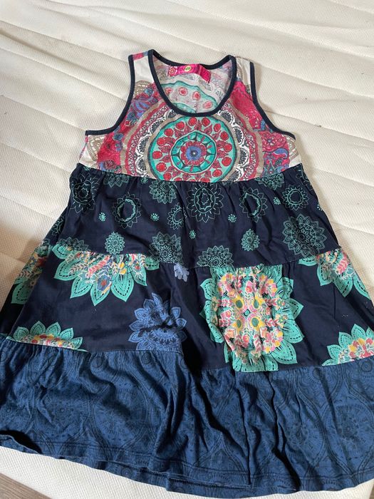 Vendo vestidos menina Desigual
