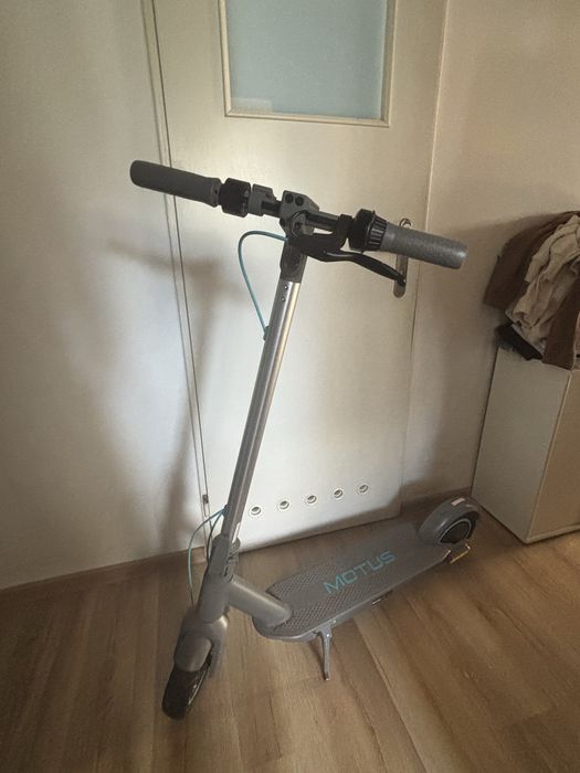 Motus scooty 10