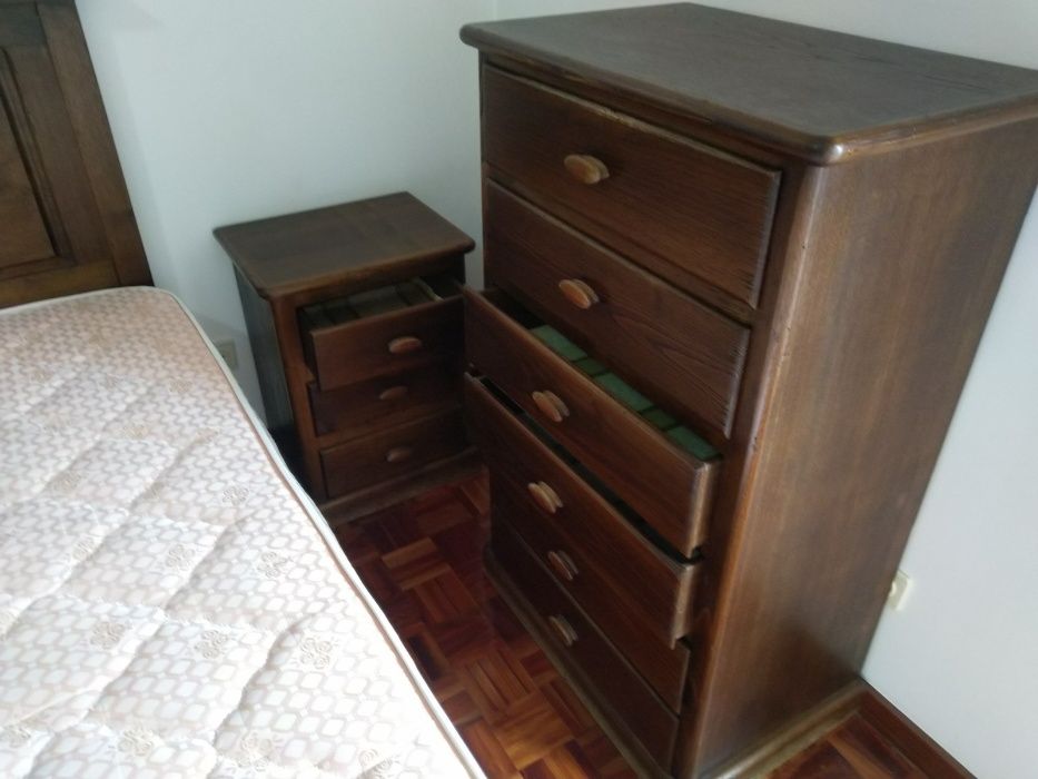 QUARTO COMPLETO _ Madeira de Castanho . Maciça