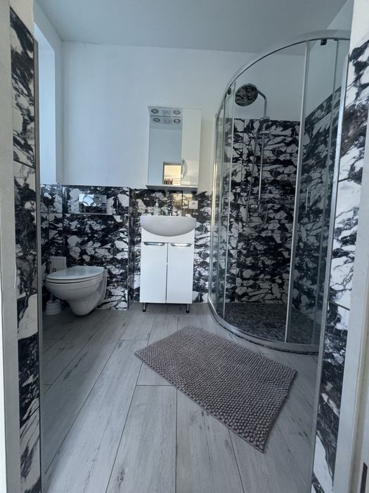 Кімнати подобово Велятино, Теплі води