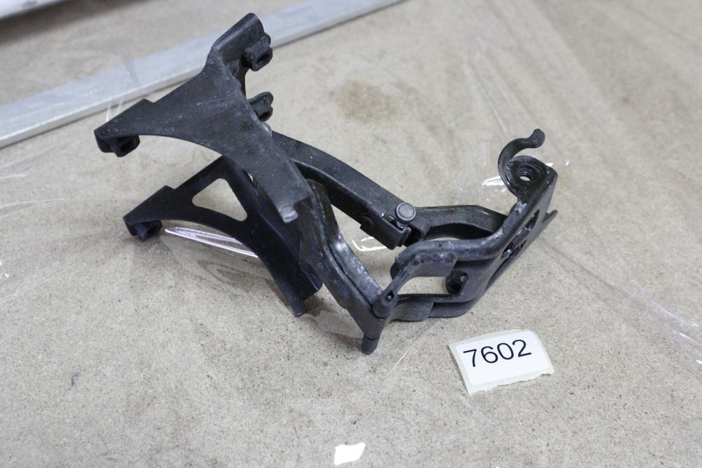 7602 Zawias zawiasy kufra  Honda Goldwing Gl1800