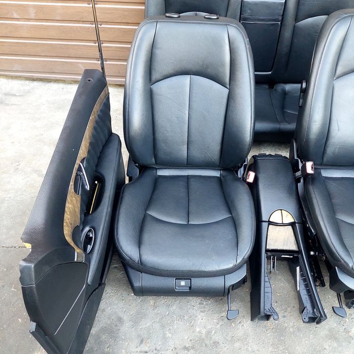 Продам салон  Mesedes E 320 рестайл