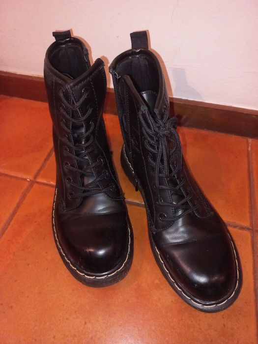 Botas pouco usadas
