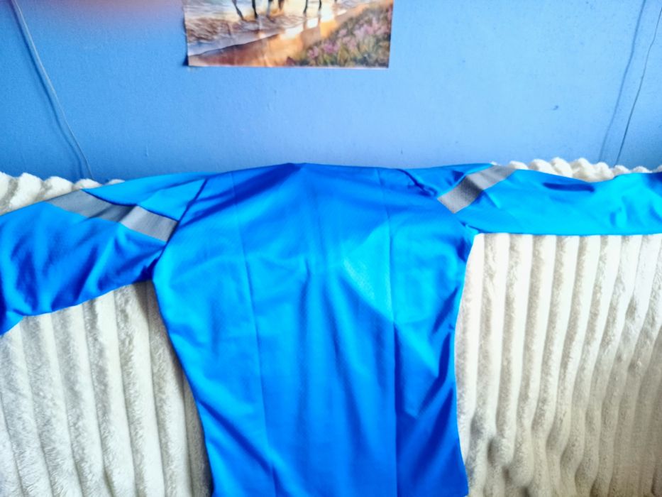 Świetna koszula oryginalna dzisiaj dodaję urządzenie do masowania firm