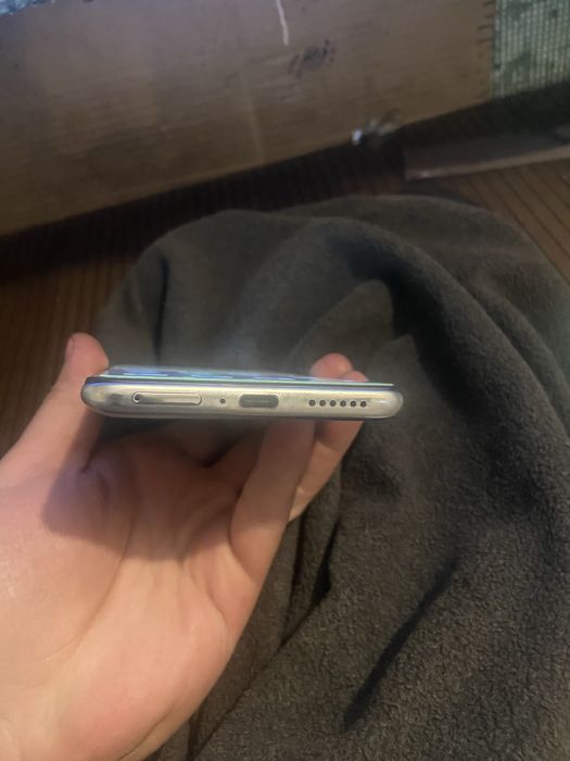 Продам отличный Xiaomi 11 T