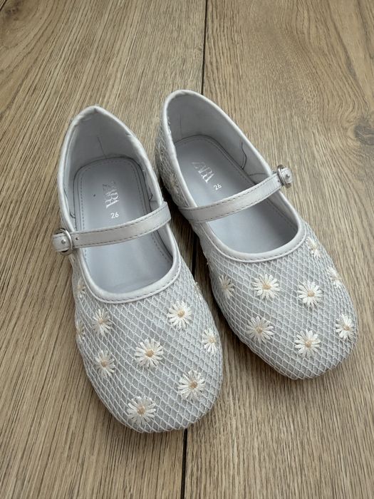 Детские балетки zara 26 размер стелька 16,5  см