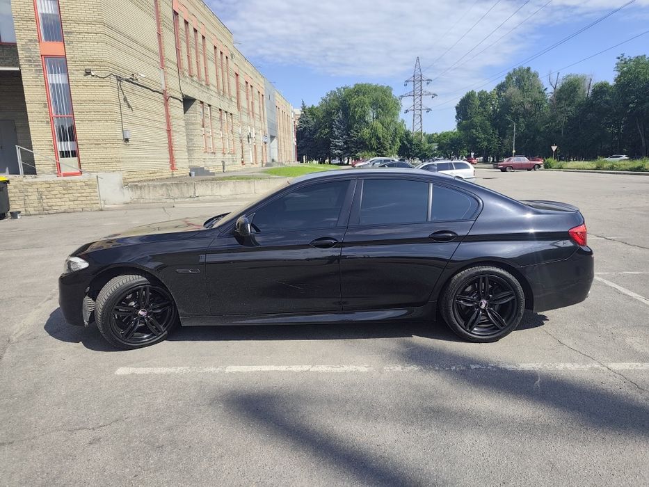 BMW 5 Series 2011 VIN WBAFP31050C622899 фото оголошення 4 з 15