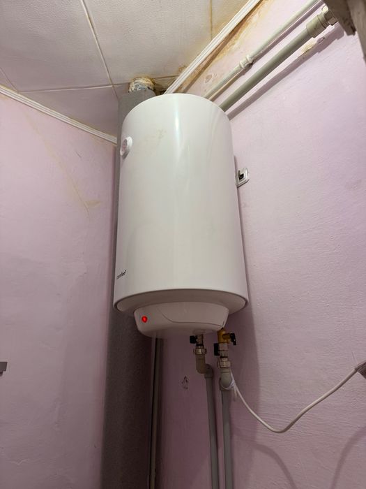 Продам бойлер Comfee
Продам бойлер Comfee