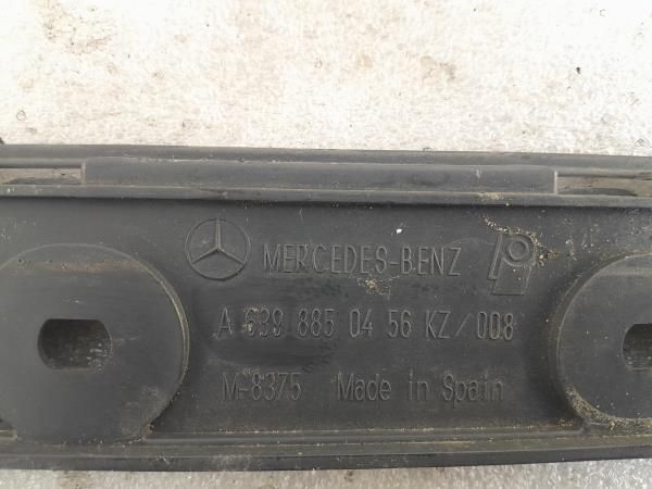 Guia de pára-choques trás direita MERCEDES-BENZ Vito / Vito Combi (W63