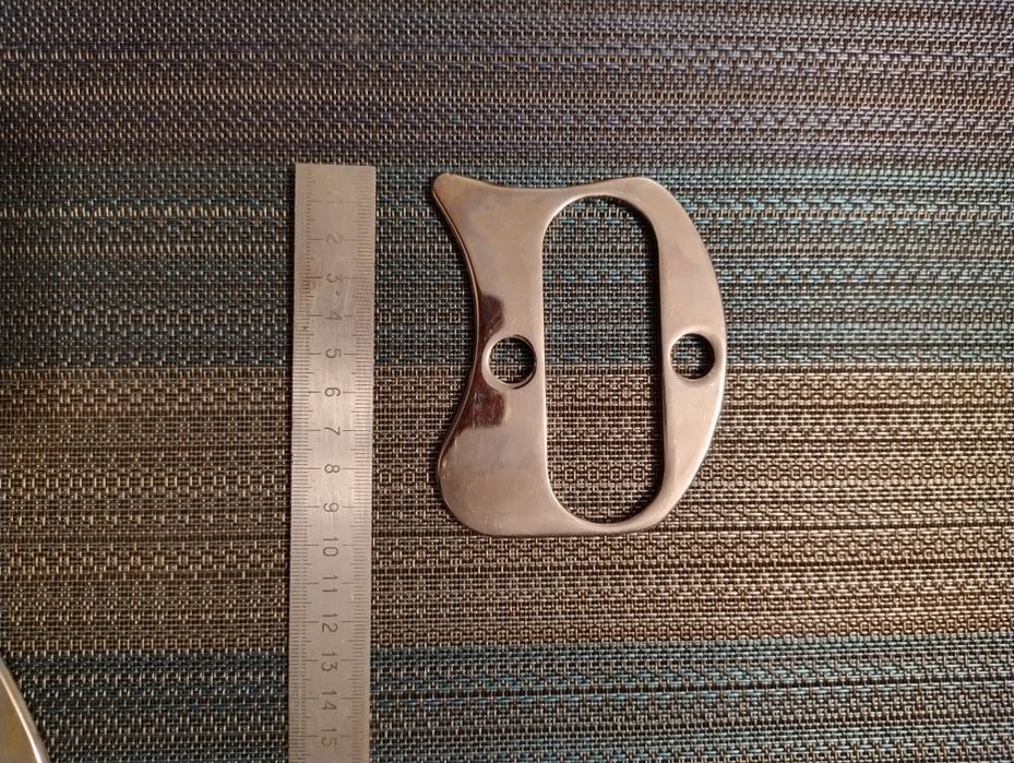 Шкребки гуаша / блейди для масажу

Опис:
Продаю 3 скребки для міофасці