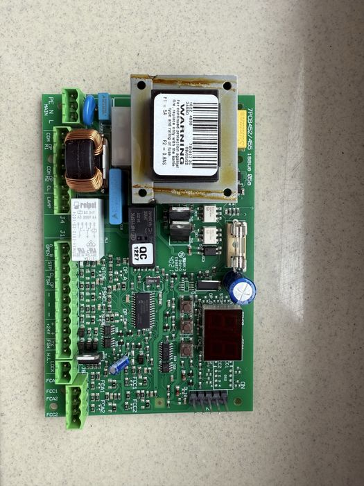 Centrala 7PCB452/455