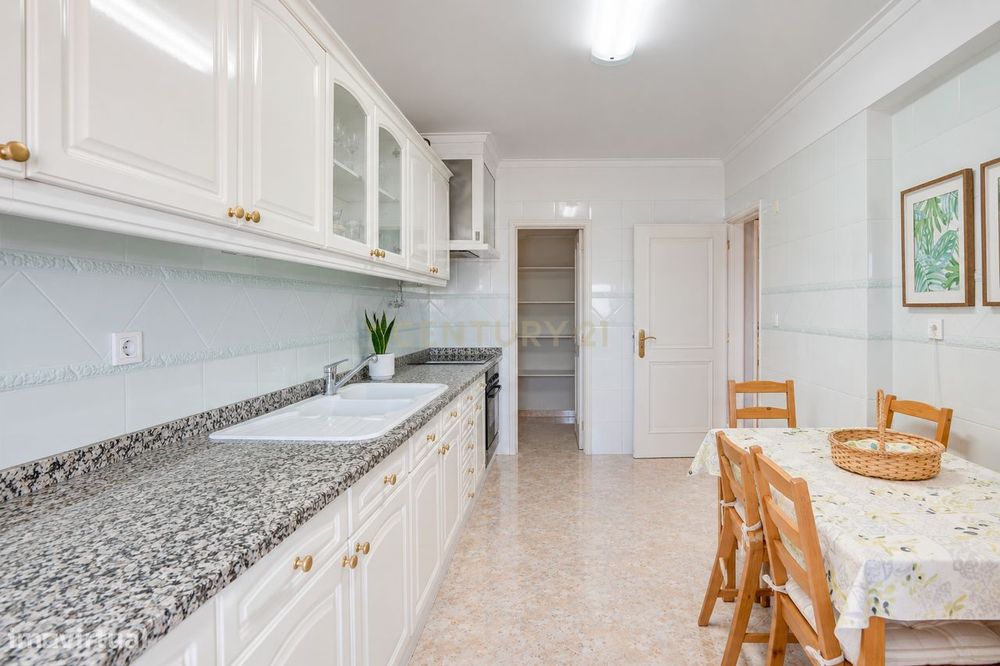 Apartamento T3 na Quinta Grande, Alfragide