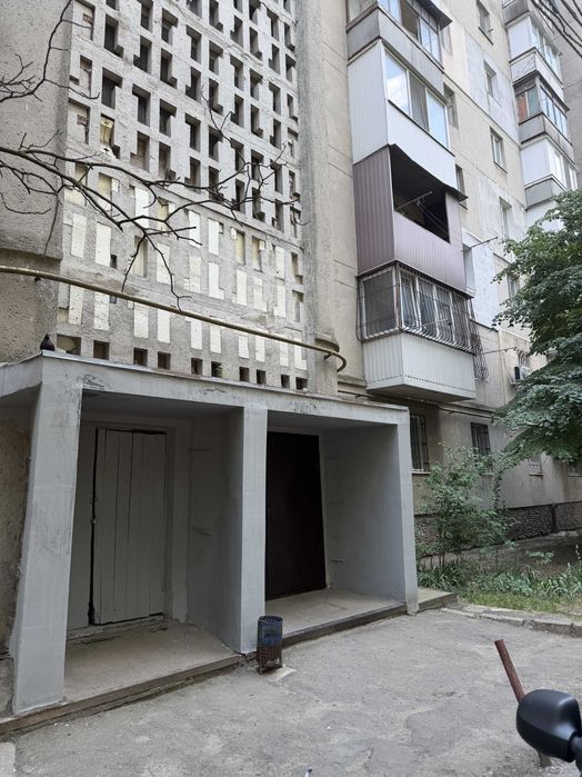 1-кімнатна квартира в цегляному будинку на С.Ріхтера. Держ. програми