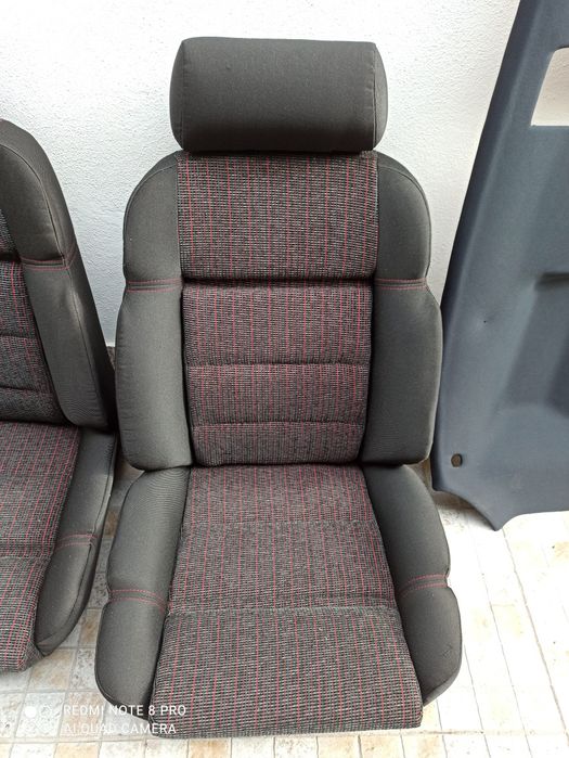 Bancos Peugeot 205 GTI Fase 1 Biarritz (Frente e Trás) Sob Encomenda
