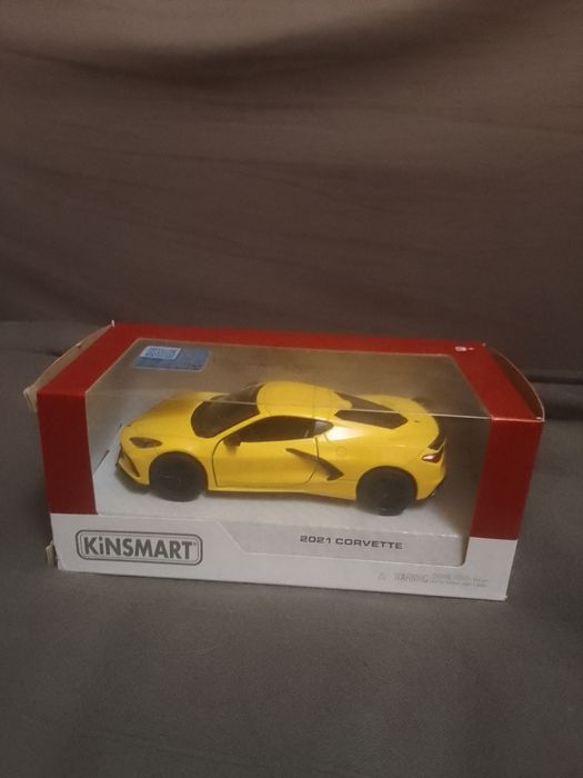 Машинки KINSMART