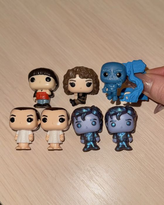 Набір Фігурки Kinder Joy Stranger Things