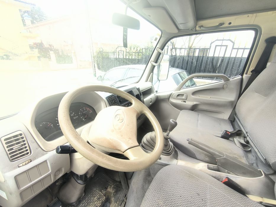 Toyota Dyna Cabine Dupla