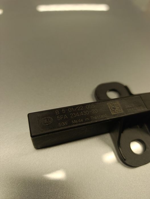 Бампер, проводка антена катафоти VW ID4