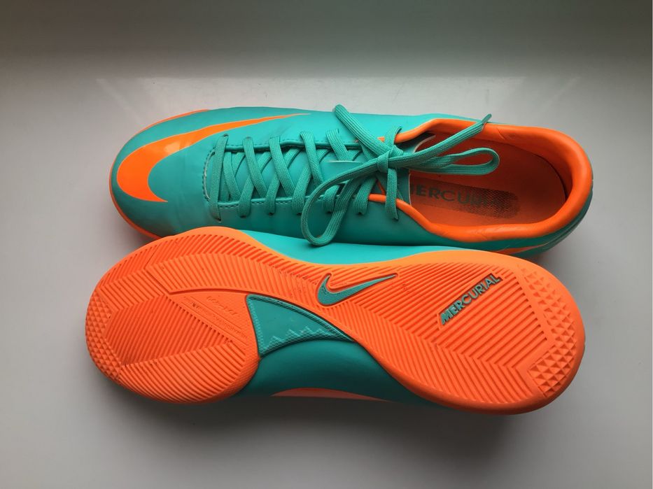 Бампы Nike Mercurial Victory III IC 41 р.